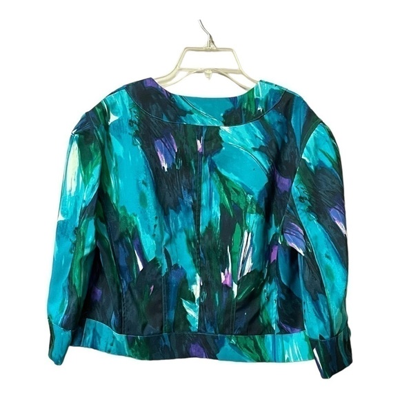 CROP open front blazer 3/4 sleeve. - Picture 2 of 5